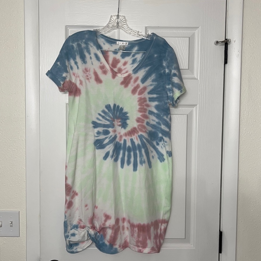 Venus dress/swimsuit cover. Never worn.